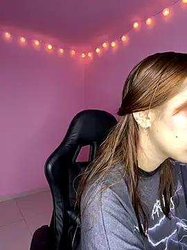 Davne  online show from 12-15-25, 09:20