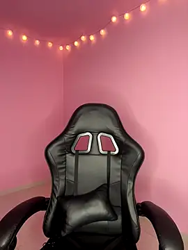 Davne  online show from 12-17-25, 10:48