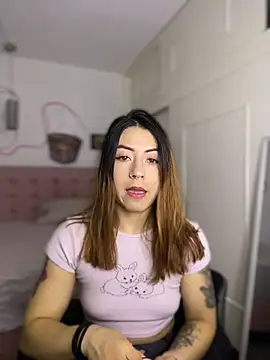 MaddieHunter online show from 12-04-25, 01:43