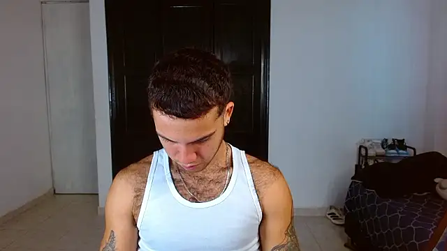 Snapshot of oceanboy_vibe chatting on 02-28-26, 04:39 oceanboy vibe online show from 02-28-26, 04:39