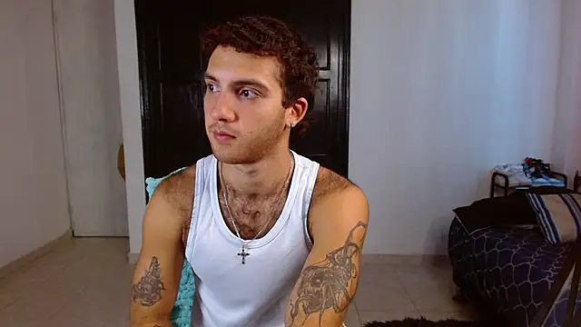 Snapshot of oceanboy_vibe chatting on 02-21-26, 06:43 oceanboy vibe online show from 02-21-26, 06:43