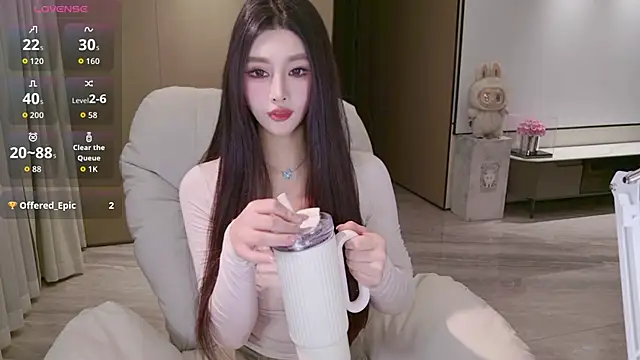 Snapshot of LULUbbaby_520 chatting on 11-30-25, 03:13 LULUbbaby 520 online show from 11-30-25, 03:13