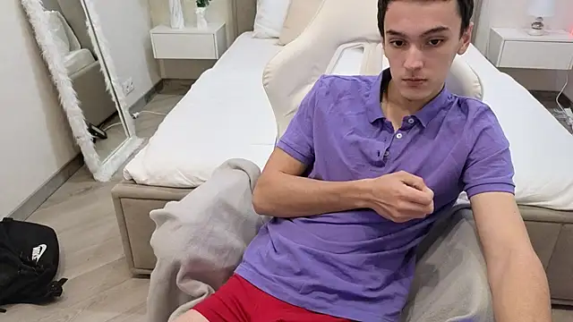 MoonlinSkinn online show from 11-28-25, 08:03