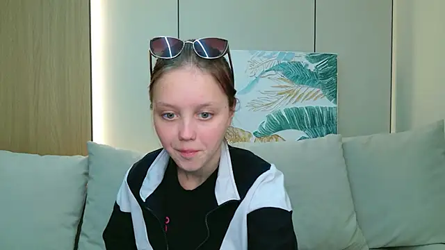 Samantha Martines online show from 02-14-26, 03:34