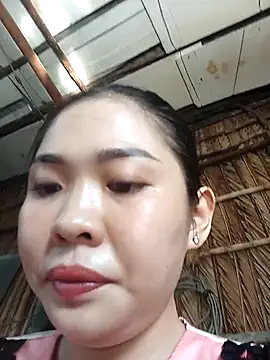 Lin-kute98 online show from 05-05-26, 01:52