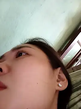 Lin-kute98 online show from 04-11-26, 07:45