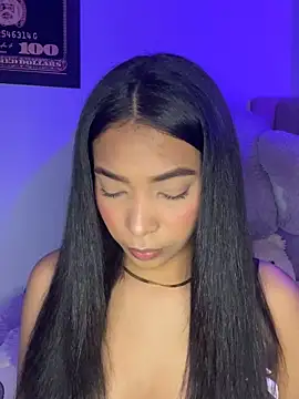 Snapshot of KarolRojas_22 chatting on 02-01-26, 04:33 KarolRojas 22 online show from 02-01-26, 04:33