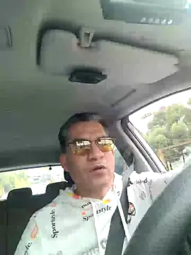 Snapshot of ChrisFloresP chatting on 06-06-26, 05:51 ChrisFloresP online show from 06-06-26, 05:51