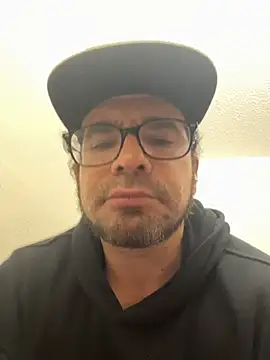 Snapshot of 2addictivelyhorny chatting on 11-30-25, 09:04 2addictivelyhorny online show from 11-30-25, 09:04