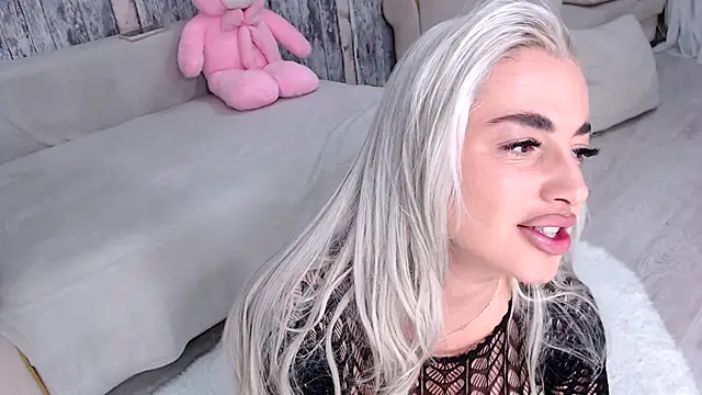 SexyElisabeth online show from 10-27-25, 04:24