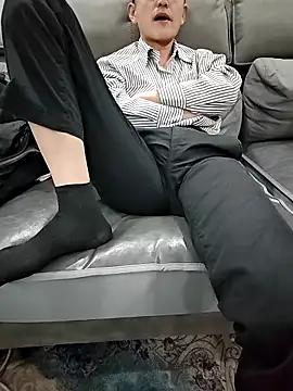 Snapshot of micai_fengbei chatting on 01-19-26, 02:21 micai fengbei online show from 01-19-26, 02:21