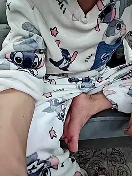 Snapshot of micai_fengbei chatting on 02-07-26, 01:19 micai fengbei online show from 02-07-26, 01:19