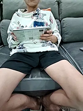 Snapshot of micai_fengbei chatting on 02-11-26, 01:33 micai fengbei online show from 02-11-26, 01:33