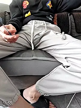 Snapshot of micai_fengbei chatting on 03-31-26, 05:09 micai fengbei online show from 03-31-26, 05:09