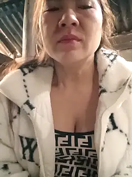 Lily-ross22 online show from 01-14-26, 01:53