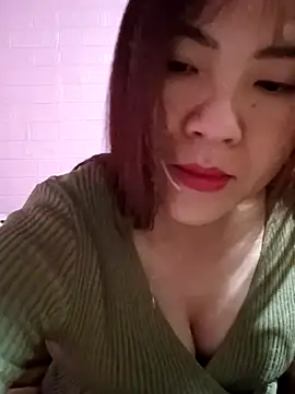 Lily-ross22 online show from 12-02-25, 03:47