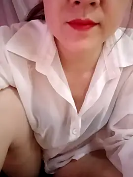 Lily-ross22 online show from 04-19-26, 04:41