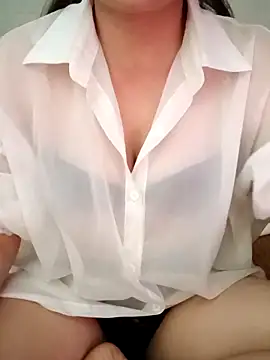 Lily-ross22 online show from 04-28-26, 03:05