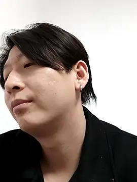 sgscm1985 online show from 12-04-25, 04:39