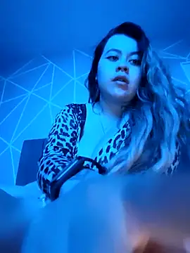 Reynpau19 online show from 11-25-25, 04:13