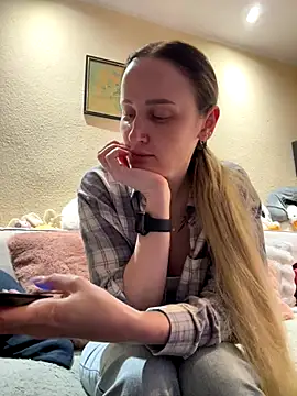 TomilaSi online show from 12-22-25, 09:26