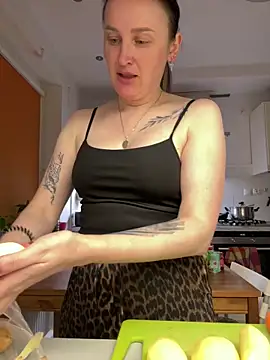 TomilaSi online show from 04-09-26, 09:21