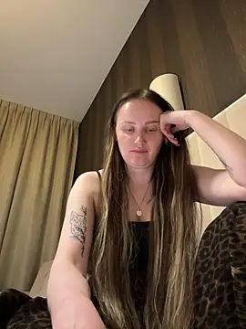 TomilaSi online show from 04-15-26, 07:58