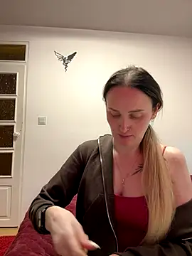 TomilaSi online show from 12-13-25, 08:04