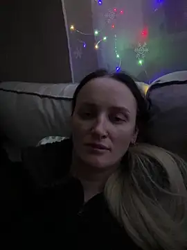 TomilaSi online show from 12-17-25, 02:38