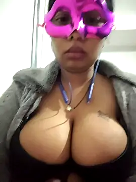 Snapshot of aarti03fb chatting on 01-06-26, 06:23 aarti03fb online show from 01-06-26, 06:23