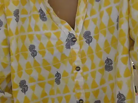 cute mahira online show from 04-03-26, 05:08