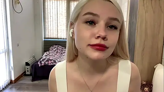 MistikMinx online show from 11-27-25, 12:05