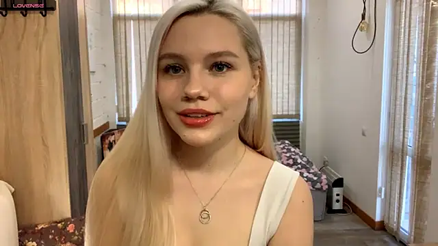 MistikMinx online show from 12-20-25, 01:14