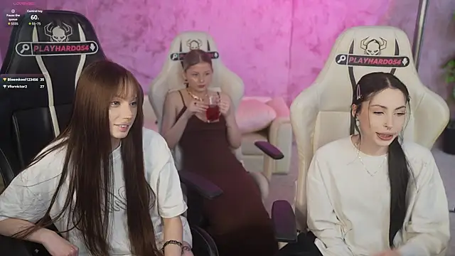 Dacota love online show from 05-05-26, 10:51