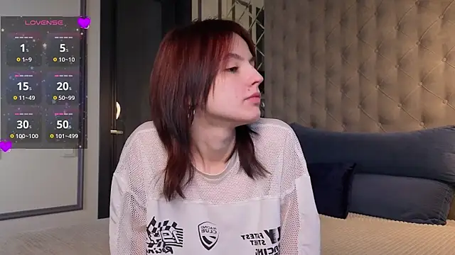 SharaSauer online show from 03-26-26, 01:04