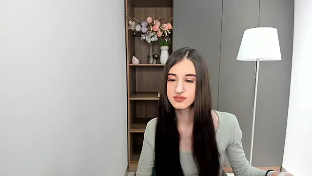 Snapshot of CelenaDeterline chatting on 11-25-25, 09:42 CelenaDeterline online show from 11-25-25, 09:42