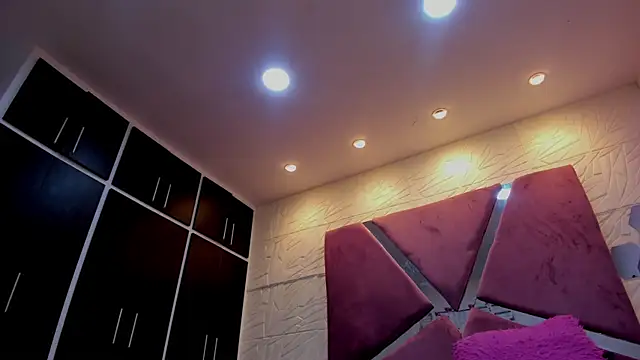 sol-angel online show from 05-12-26, 04:24