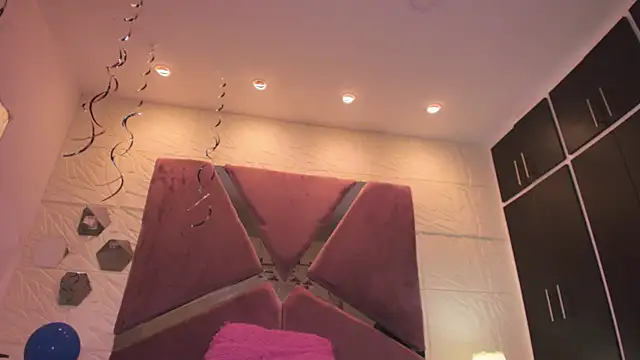 sol-angel online show from 06-27-26, 04:35