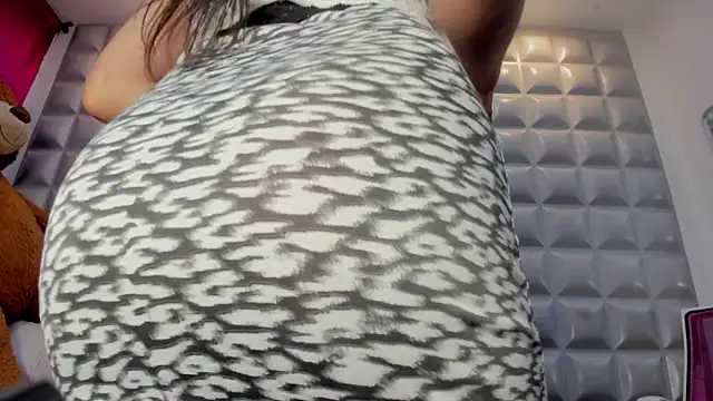 sol-angel online show from 02-10-26, 04:06