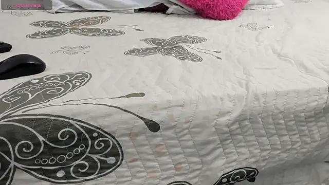 VALERIAQUEENTS   online show from 03-23-26, 11:43