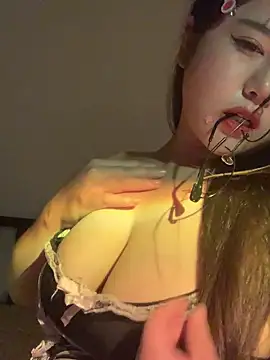 Snapshot of boniu-mimi chatting on 11-30-25, 02:40 boniu-mimi online show from 11-30-25, 02:40