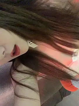 Snapshot of boniu-mimi chatting on 12-18-25, 03:55 boniu-mimi online show from 12-18-25, 03:55