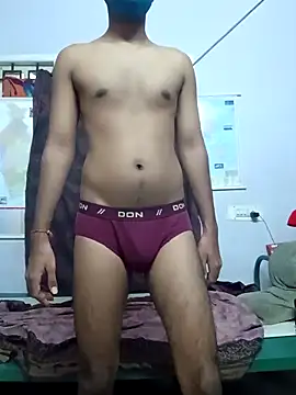 Snapshot of likeable2 chatting on 12-01-25, 09:43 likeable2 online show from 12-01-25, 09:43