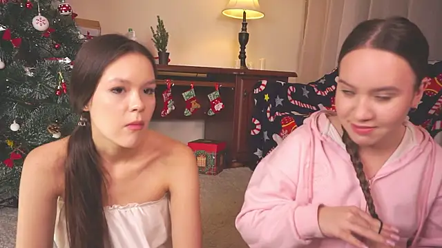 VirginiaRowe online show from 12-20-25, 01:36