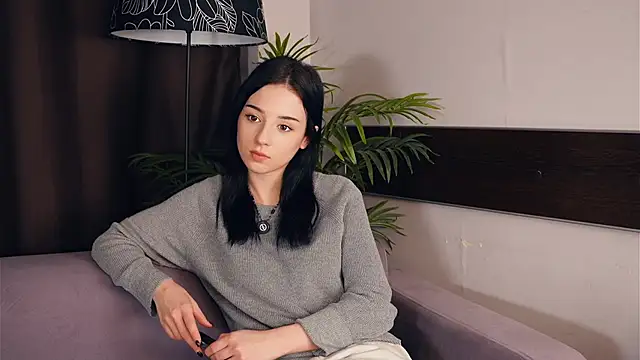 Snapshot of TommyeXang chatting on 11-25-25, 02:28 TommyeXang online show from 11-25-25, 02:28