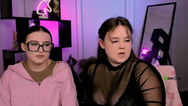 Snapshot of candy_flossie1 chatting on 02-08-26, 07:22 candy flossie1 online show from 02-08-26, 07:22