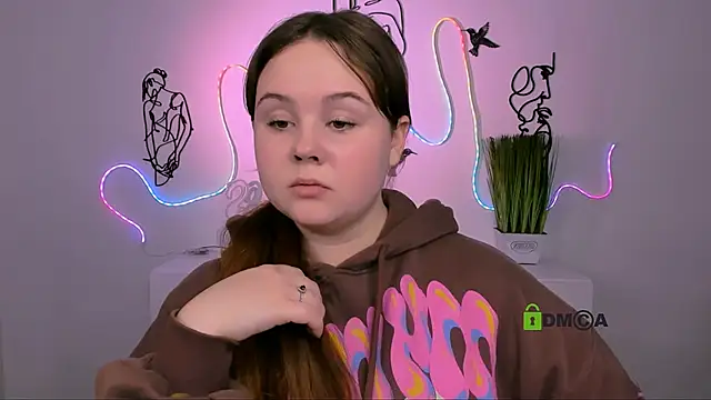 Snapshot of candy_flossie1 chatting on 12-15-25, 06:19 candy flossie1 online show from 12-15-25, 06:19