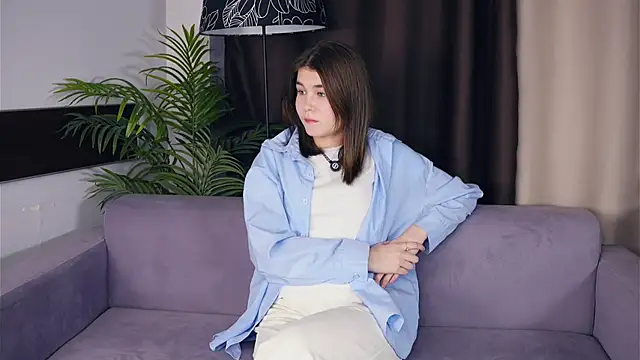 ZulaRattan online show from 11-25-25, 06:14