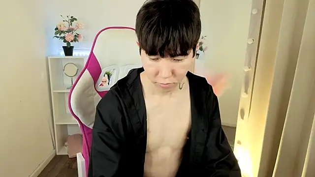 YugoAsian online show from 01-17-26, 12:42