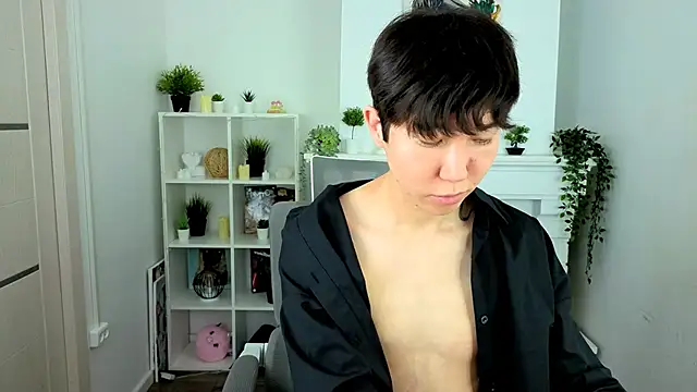 YugoAsian online show from 02-03-26, 12:32